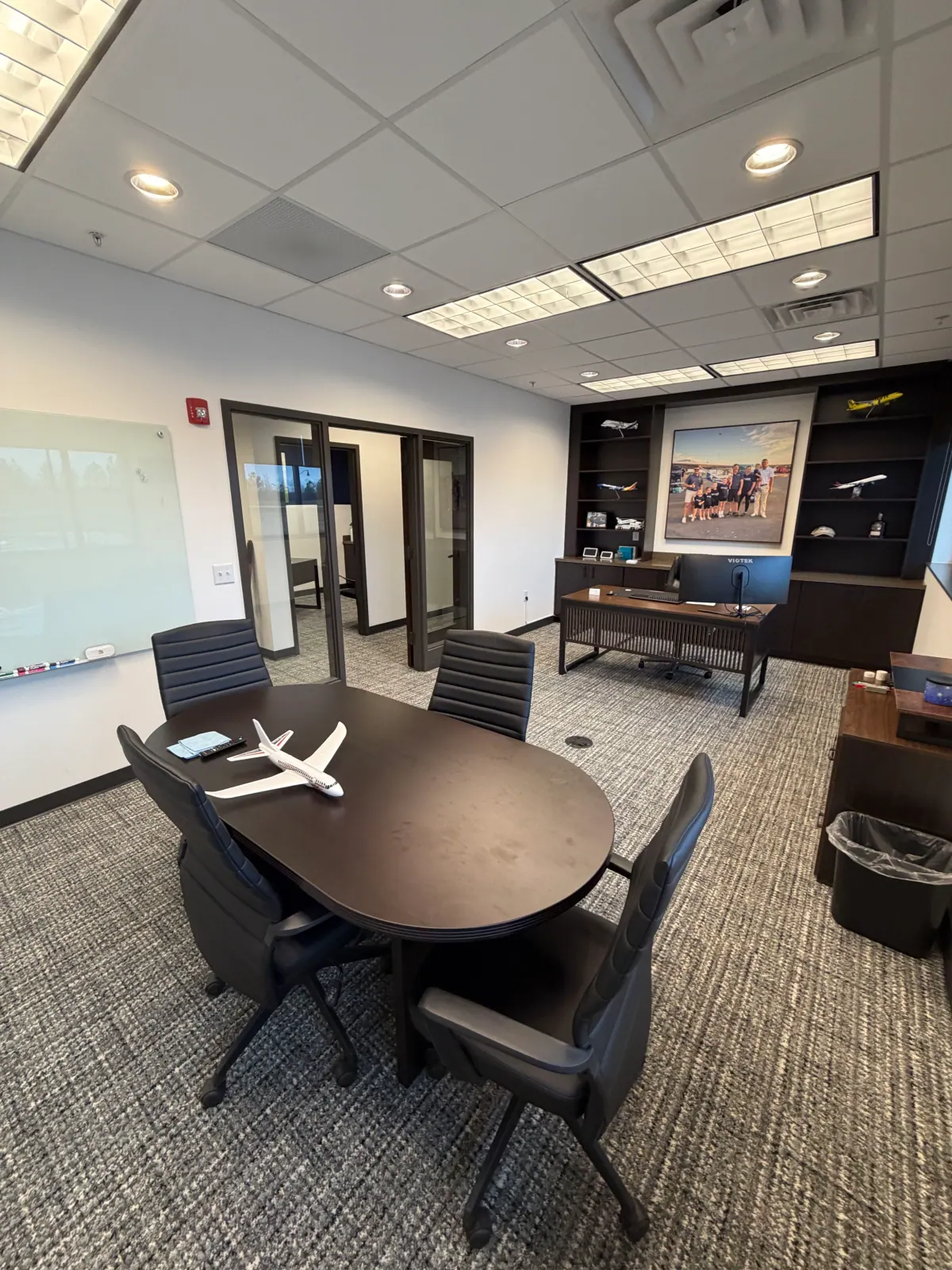 Dependable Aviation briefing room where multi-engine ground school is taught